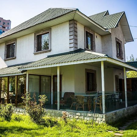 "European" Backpackers Hostel In Ałma Ata Zewnętrze zdjęcie