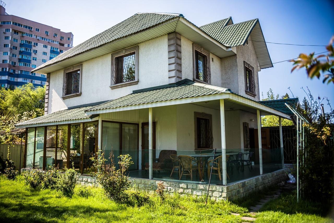 "European" Backpackers Hostel In Ałma Ata Zewnętrze zdjęcie