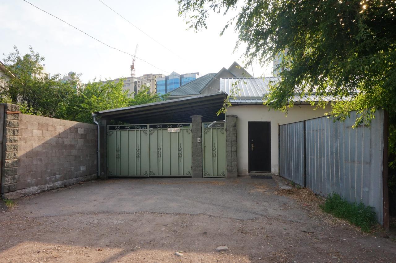 "European" Backpackers Hostel In Ałma Ata Zewnętrze zdjęcie