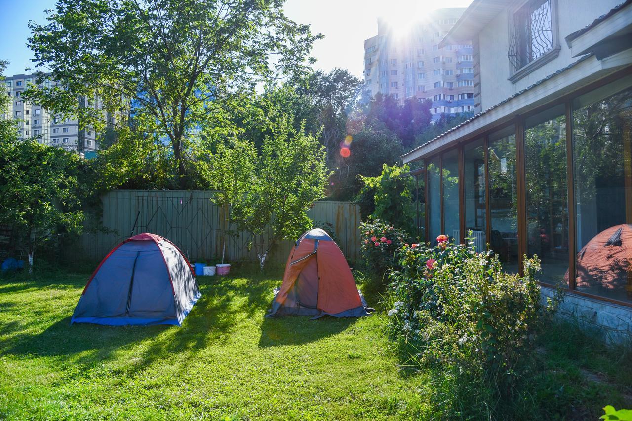 "European" Backpackers Hostel In Ałma Ata Zewnętrze zdjęcie