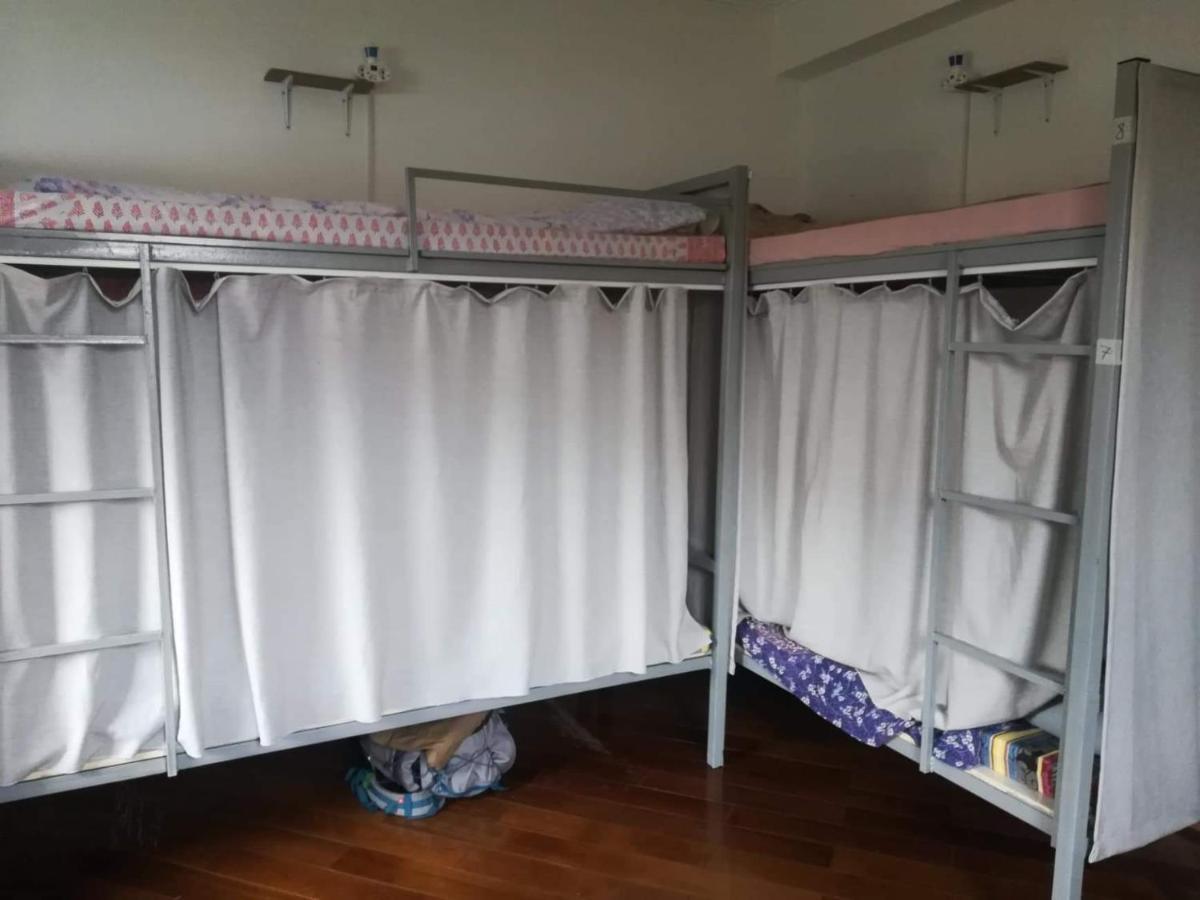 "European" Backpackers Hostel In Ałma Ata Pokój zdjęcie